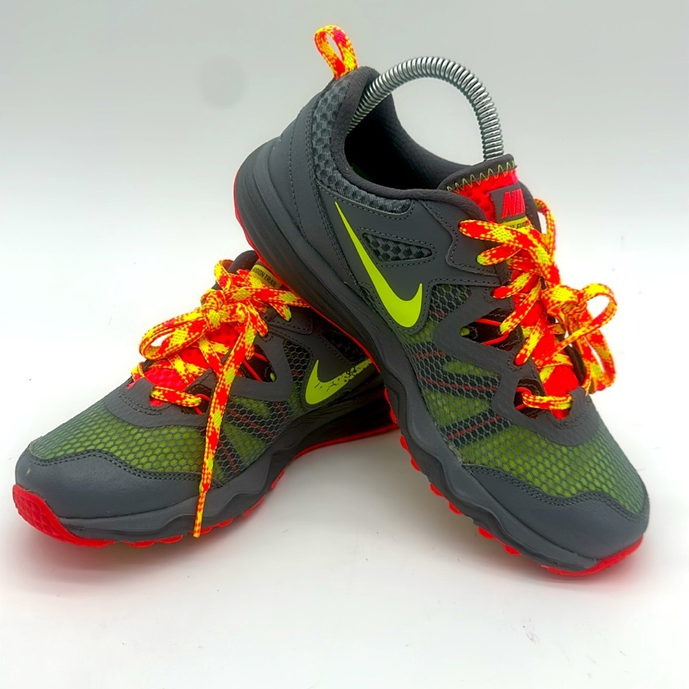 Nike Dual Fusion Trail Run Running Athletic Gray Shoes Women 652869-008 Size 7.5 - Picture 2 of 12